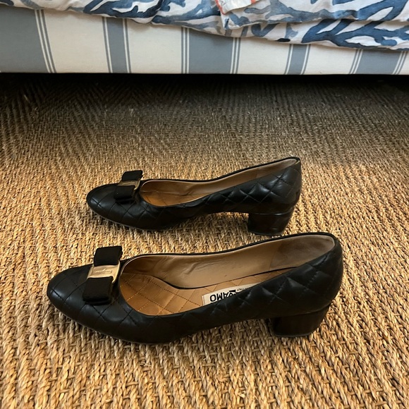 Excellent condition- Authentic Ferragamo Vara Quilted Heels in black - Picture 8 of 9